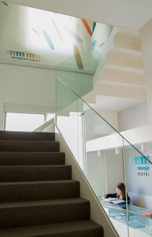 Monjes Magnos Hotel 2*
